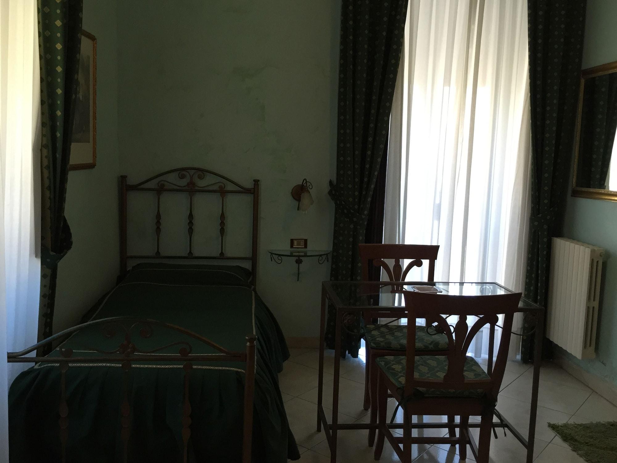 Hotel Centrale Europa Catania Kültér fotó