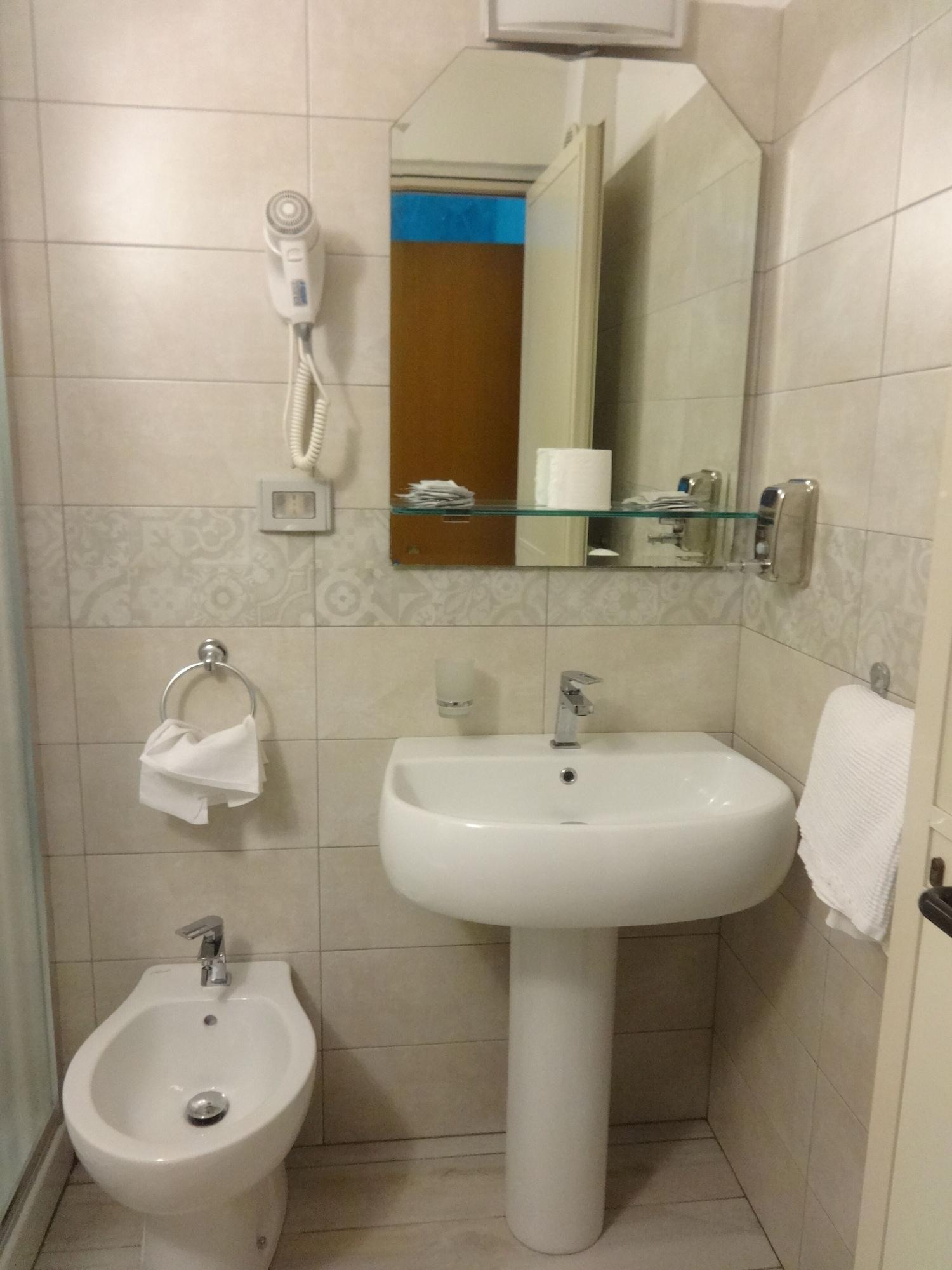 Hotel Centrale Europa Catania Kültér fotó