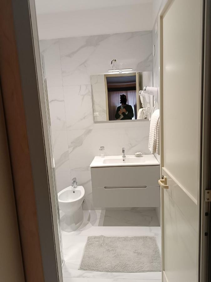 Hotel Centrale Europa Catania Kültér fotó